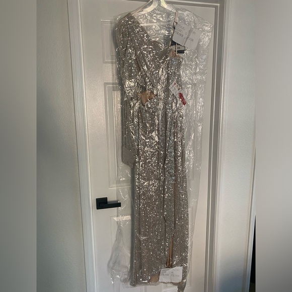 Mac Duggal One Shoulder Silver Sequin Gown 26730 - Picture 6 of 13